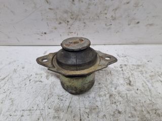 bontott VW GOLF II Motor Tartó Bak (Pozíciófüggetlen)