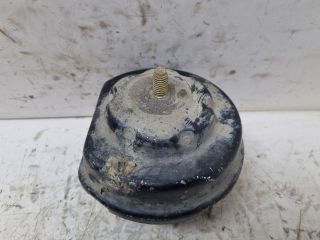 bontott VW GOLF II Motor Tartó Bak (Pozíciófüggetlen)