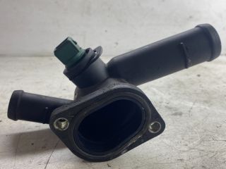 bontott VW GOLF II Termosztátház