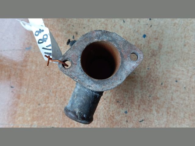 bontott VW GOLF II Vízcső