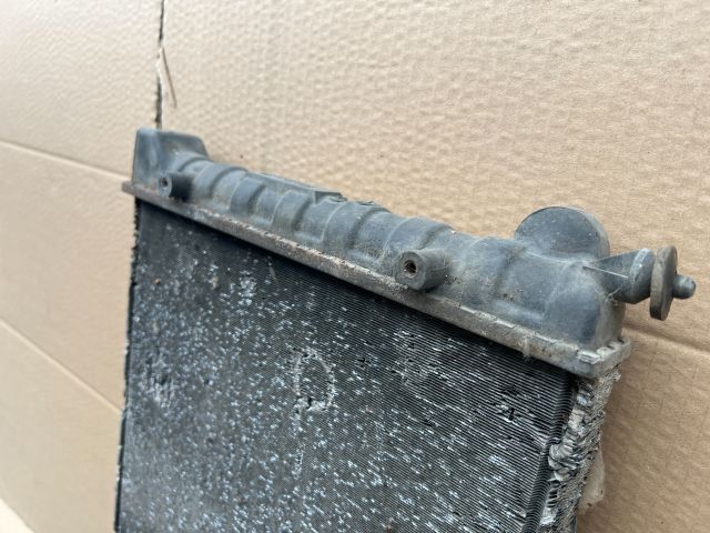 bontott VW GOLF II Vízhűtő Radiátor (Nem klímás)