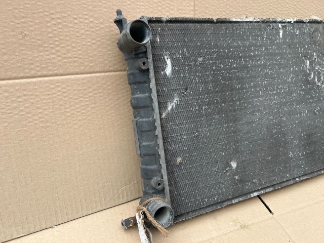 bontott VW GOLF II Vízhűtő Radiátor (Nem klímás)