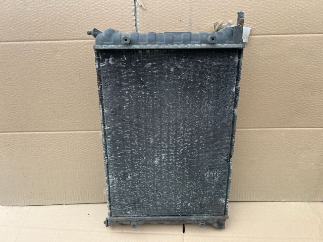 bontott VW GOLF II Vízhűtő Radiátor (Nem klímás)