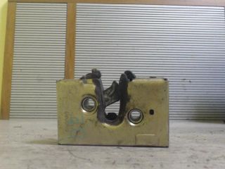 bontott VW GOLF II Bal első Ajtózár