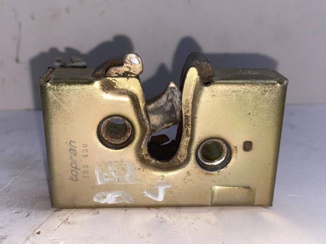 bontott VW GOLF II Bal első Ajtózár