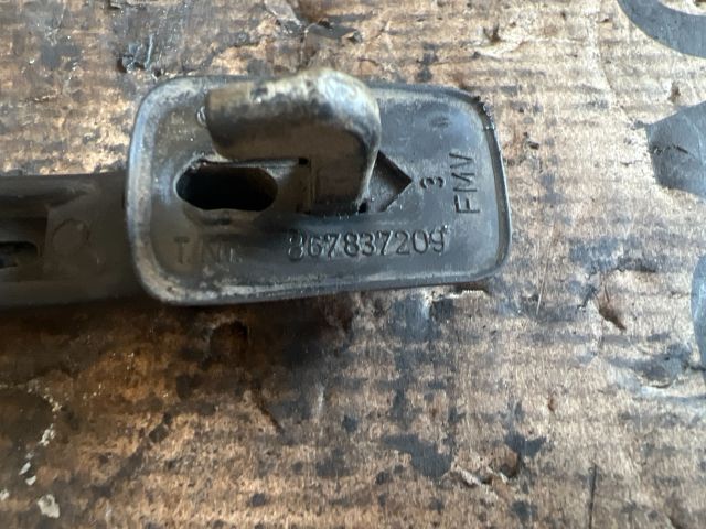 bontott VW GOLF II Bal első Külső Kilincs