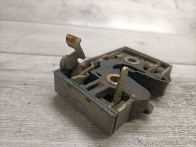 bontott VW GOLF II Bal hátsó Ajtózár