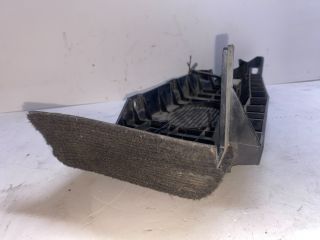 bontott VW GOLF II Bal Kalaptartó Tartó Konzol