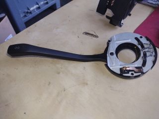 bontott VW GOLF II Bal Kormánykapcsoló Irányjelző