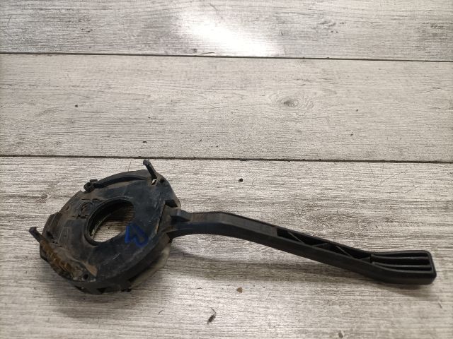 bontott VW GOLF II Bal Kormánykapcsoló Irányjelző