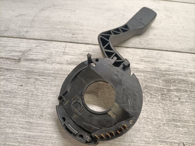 bontott VW GOLF II Bal Kormánykapcsoló Irányjelző