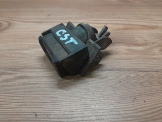 bontott VW GOLF II Csomagtér Nyitó Kar / Gomb