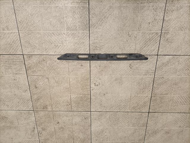 bontott VW GOLF II Csomagtérajtó Díszléc