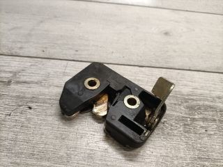 bontott VW GOLF II Csomagtérajtó Zárszerkezet