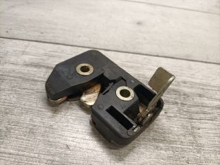 bontott VW GOLF II Csomagtérajtó Zárszerkezet