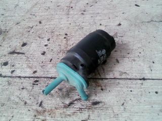 bontott VW GOLF II Első Ablakmosó Szivattyú