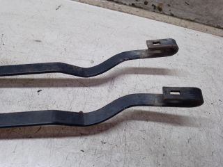 bontott VW GOLF II Első Ablaktörlő Kar