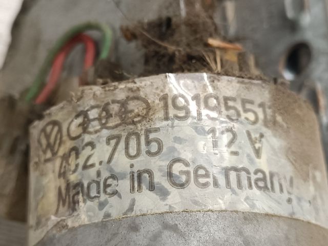 bontott VW GOLF II Első Ablaktörlő Szerkezet Motorral