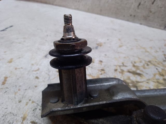 bontott VW GOLF II Első Ablaktörlő Szerkezet