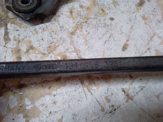 bontott VW GOLF II Első Ablaktörlő Szerkezet