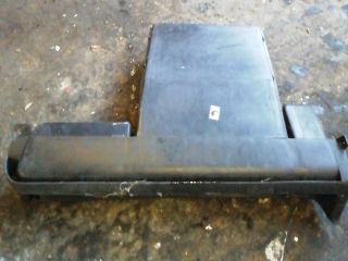 bontott VW GOLF II Első Tároló Rekesz