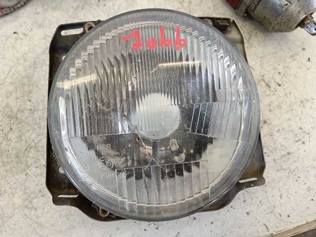 bontott VW GOLF II Fényszóró (Pozíciófüggetlen)