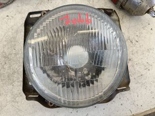 bontott VW GOLF II Fényszóró (Pozíciófüggetlen)