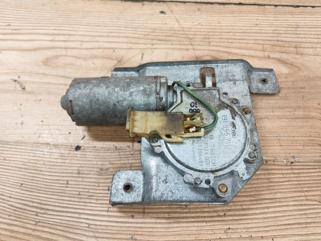 bontott VW GOLF II Hátsó Ablaktörlő Motor