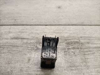 bontott VW GOLF II Hátsó Ködzárófény Kapcsoló