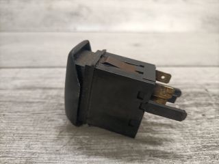 bontott VW GOLF II Hátsó Ködzárófény Kapcsoló