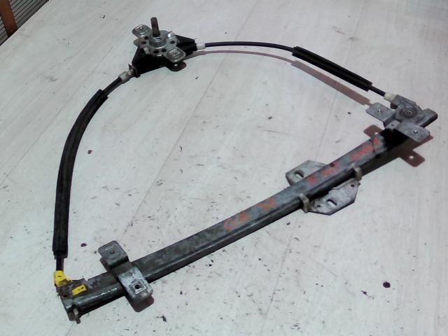 bontott VW GOLF II Jobb első Ablakemelő Szerkezet (Mechanikus)
