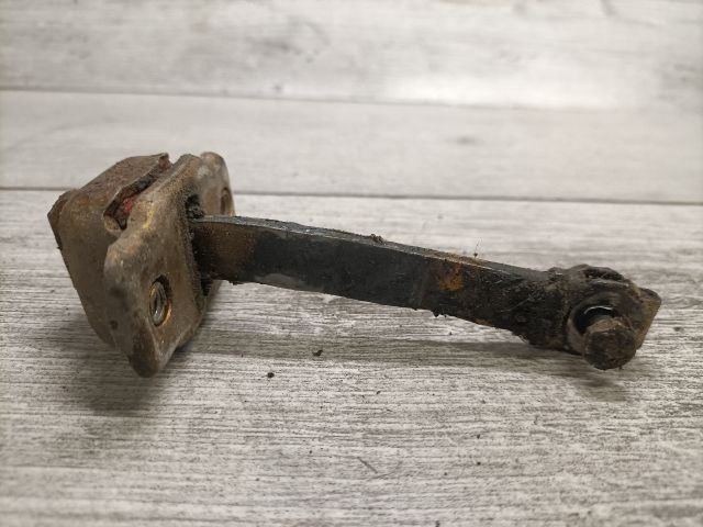 bontott VW GOLF II Jobb hátsó Ajtóhatároló