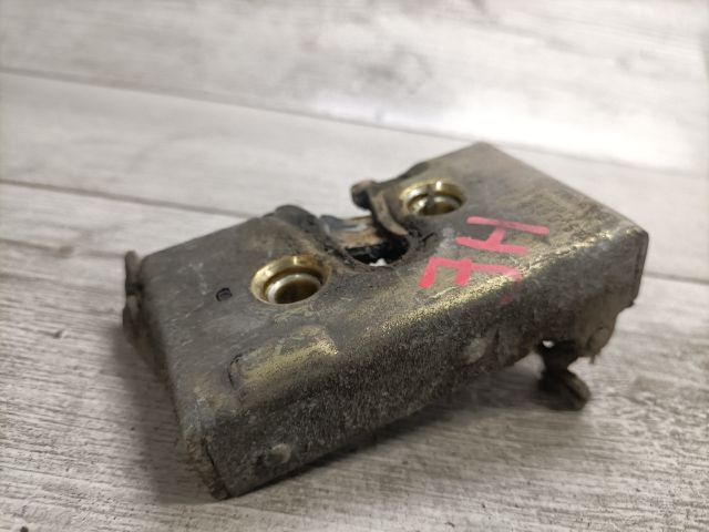 bontott VW GOLF II Jobb hátsó Ajtózár