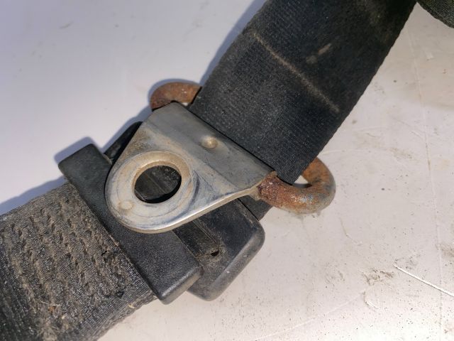 bontott VW GOLF II Jobb hátsó Biztonsági Öv