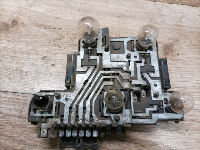 bontott VW GOLF II Jobb Hátsó Lámpa Foglalat