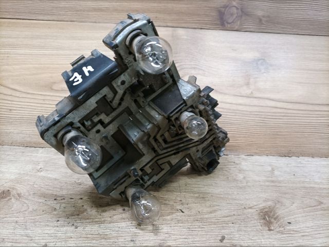 bontott VW GOLF II Jobb Hátsó Lámpa Foglalat