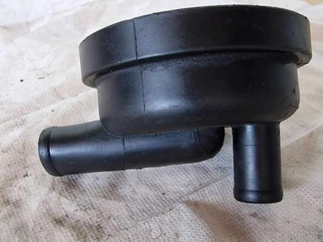 bontott VW GOLF II Kartergáz Visszavezető Szelep