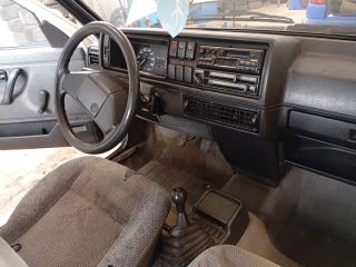 bontott VW GOLF II Motorháztető Nyitó Kar / Gomb