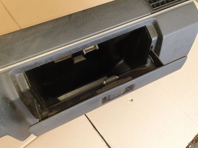 bontott VW GOLF II Műszerfal Héj