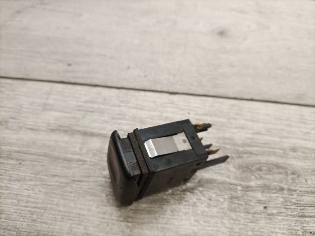 bontott VW GOLF II Vészvillogó Kapcsoló