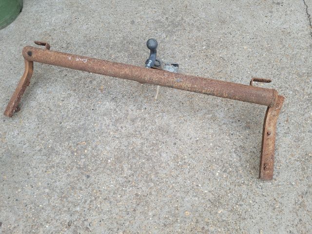 bontott VW GOLF II Vonóhorog