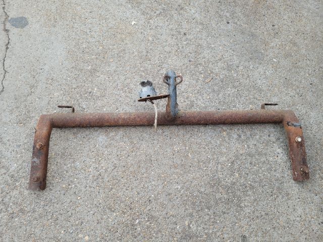 bontott VW GOLF II Vonóhorog