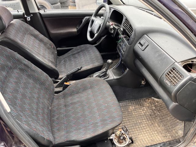 bontott VW GOLF III Bal első Féknyereg Munkahengerrel