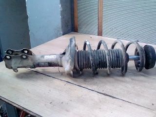 bontott VW GOLF III Bal első Gólyaláb (Lengécsillapító, Rugó)