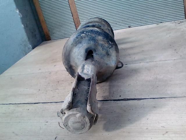 bontott VW GOLF III Bal első Gólyaláb (Lengécsillapító, Rugó)