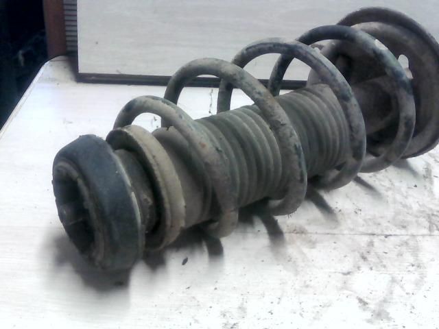 bontott VW GOLF III Bal első Lengéscsillapító