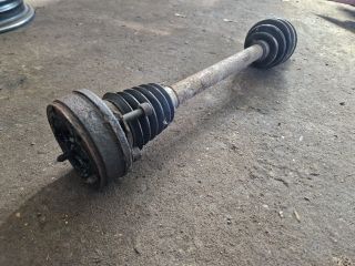 bontott VW GOLF III Bal Féltengely