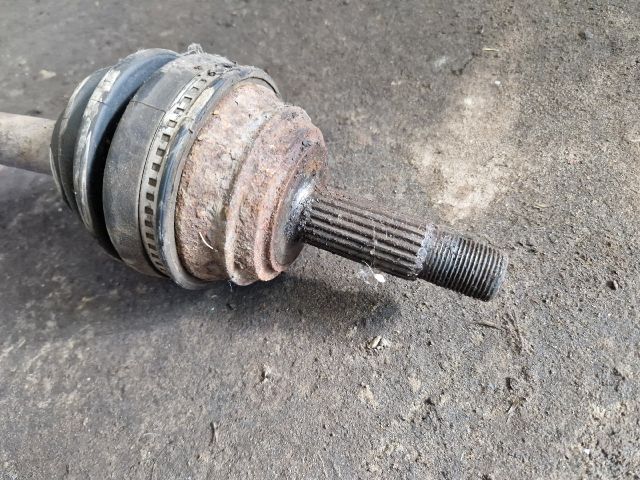 bontott VW GOLF III Bal Féltengely