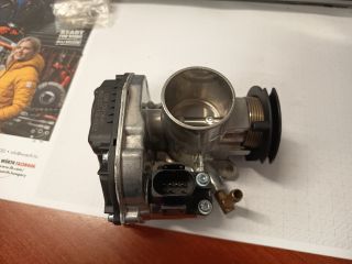 bontott VW GOLF III Fojtószelep (Mechanikus)