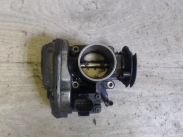 bontott VW GOLF III Fojtószelep (Mechanikus)